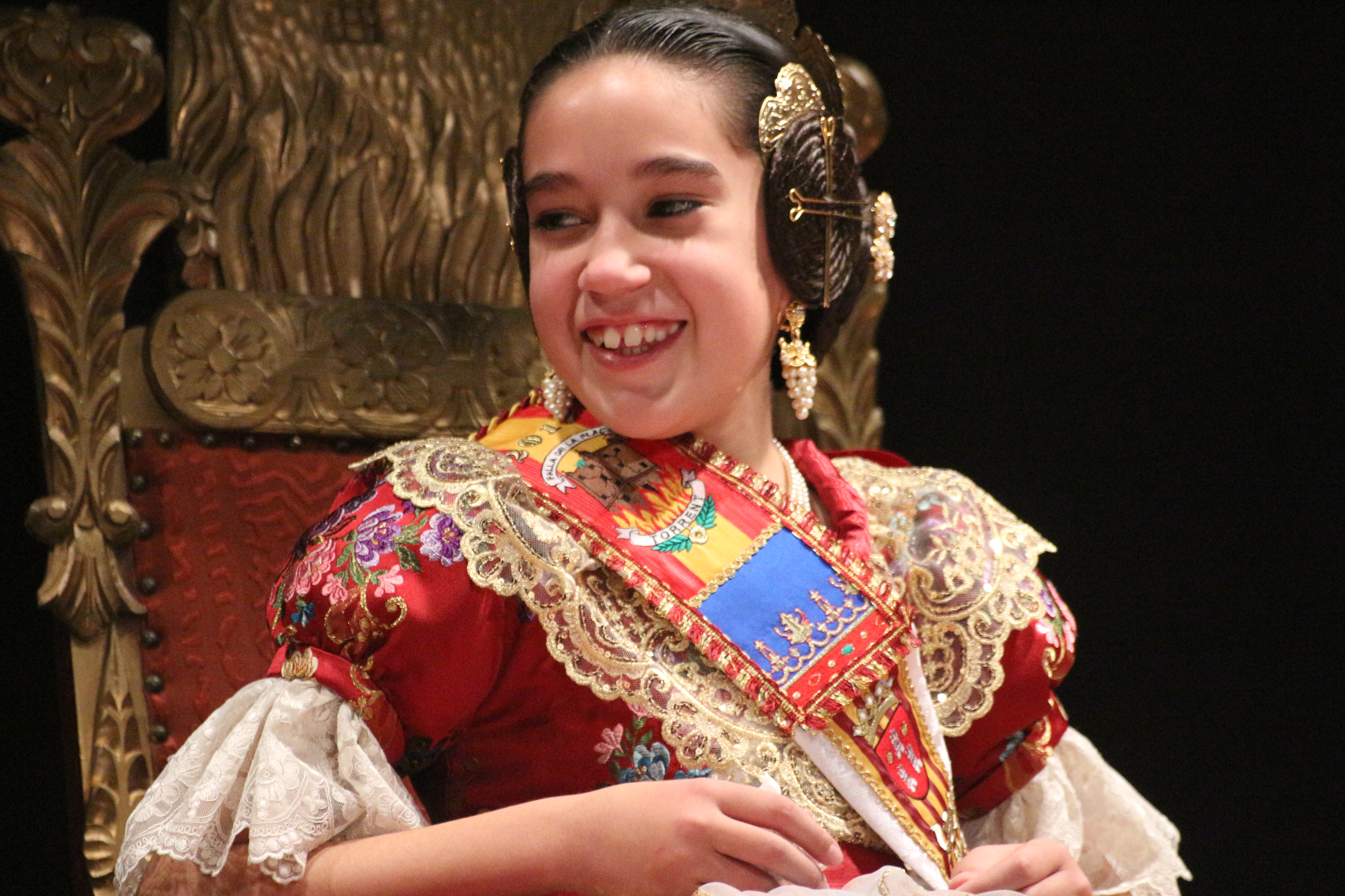  CAROLINA CANDIDATA A LA CORTE DE HONOR Y FALLERA MAYOR INFANTIL 2018