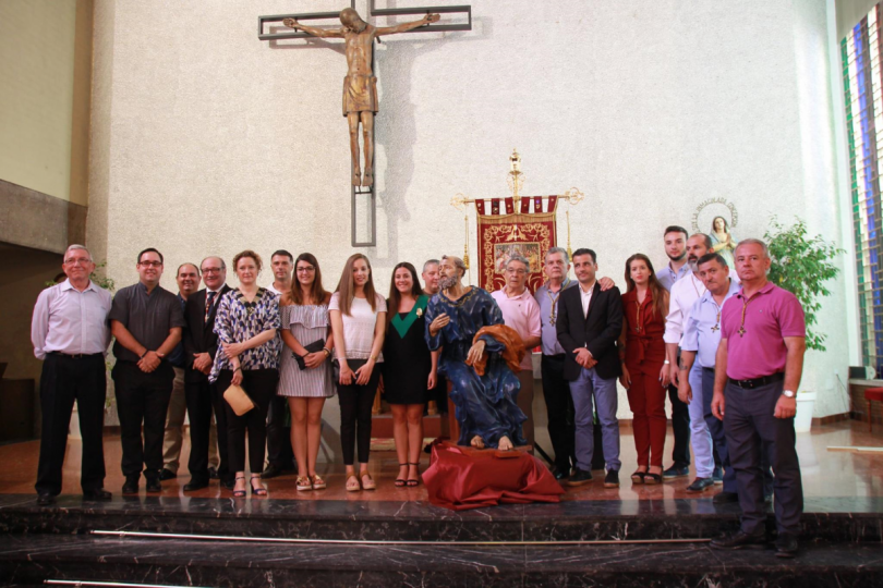  CARMEN Y PAULA CON LA HERMANDAD DE LA SANTA CENA