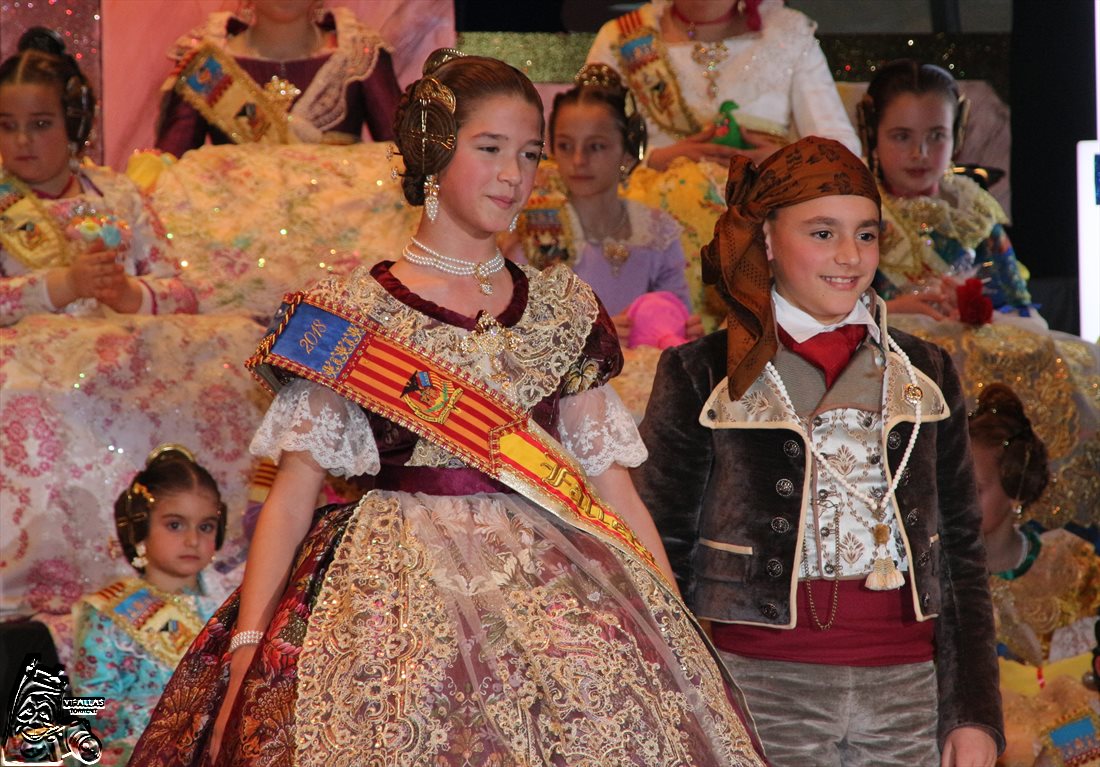  PRESENTACIÓN FALLERA MAYOR INFANTIL 2018  FALLA CARRER BENEMÉRITA