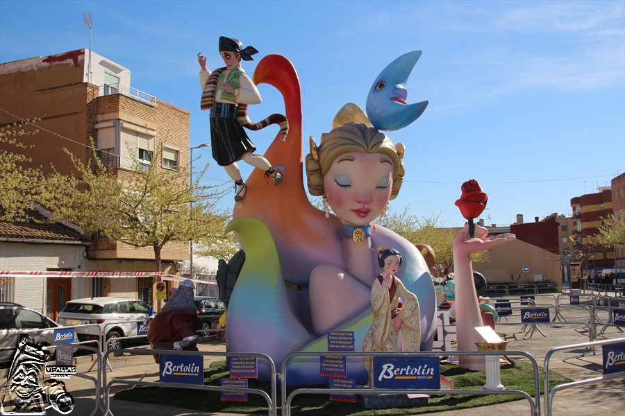  FOTOS FALLAS  2019 FALLA BARRI COTXERA