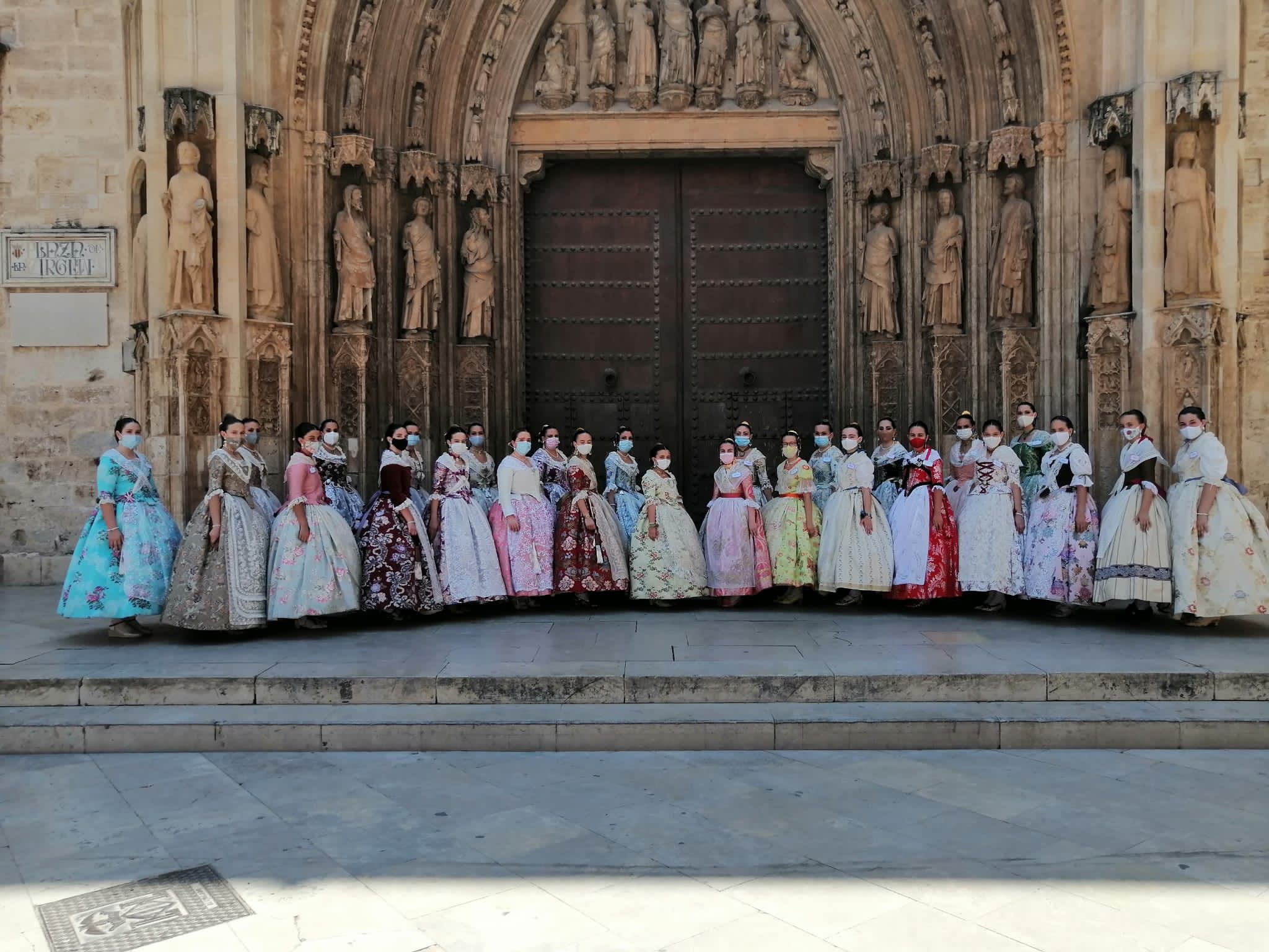  LAS CANDIDATAS VISITAN LUGARES EMBLEMATICOS EN VALENCIA