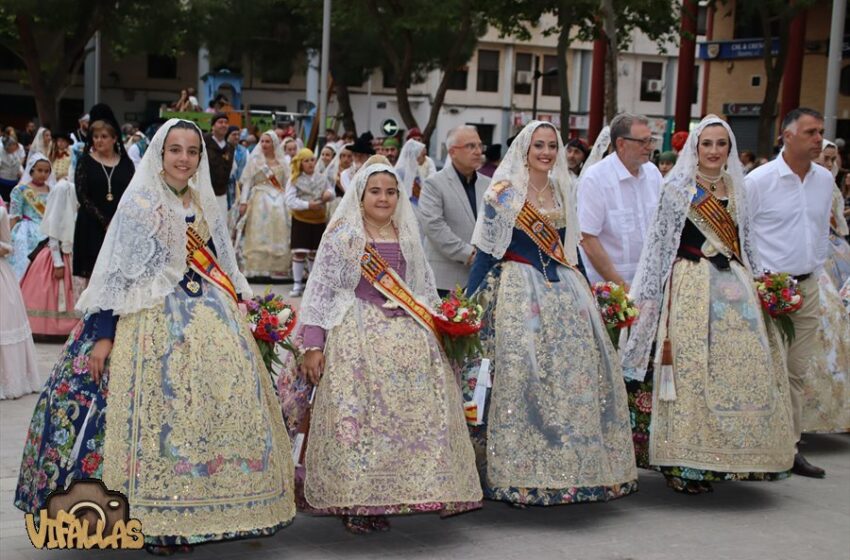  SOLEMNE MISA DE CAMPAÑA Y PROCESIÓN POR LAS CALLES DEL BARRIO.